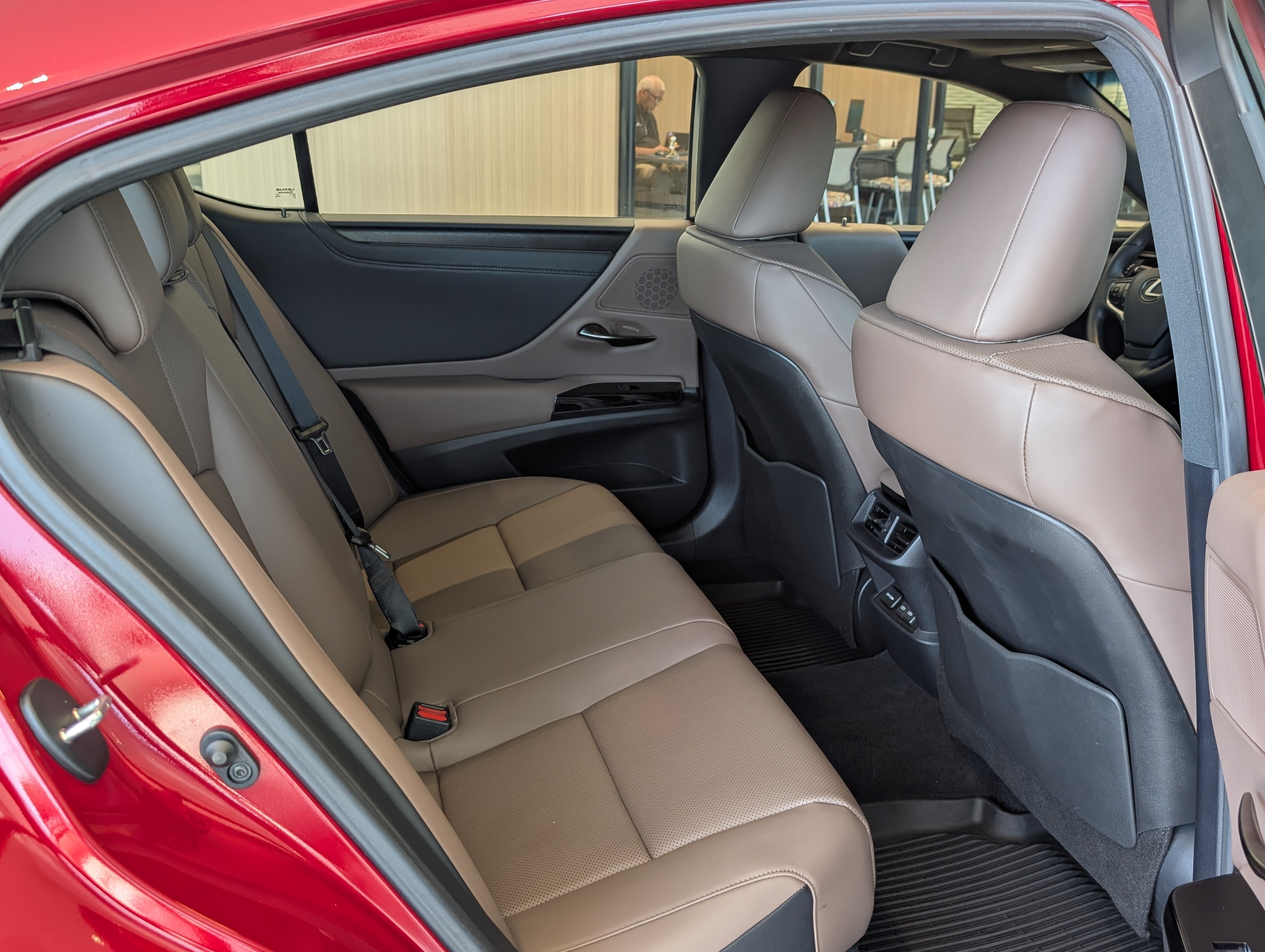 Certified 2025 Lexus ES 350 w/ Premium Package FWD image 12