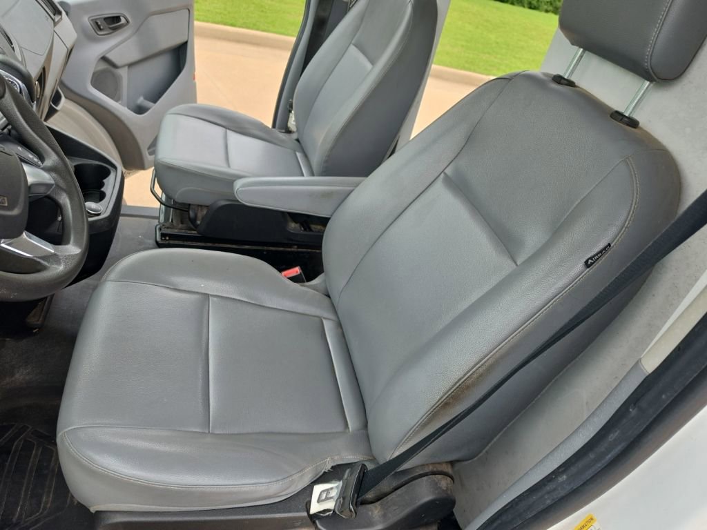 Used 2018 Ford Transit 150 148 Medium Roof RWD image 22