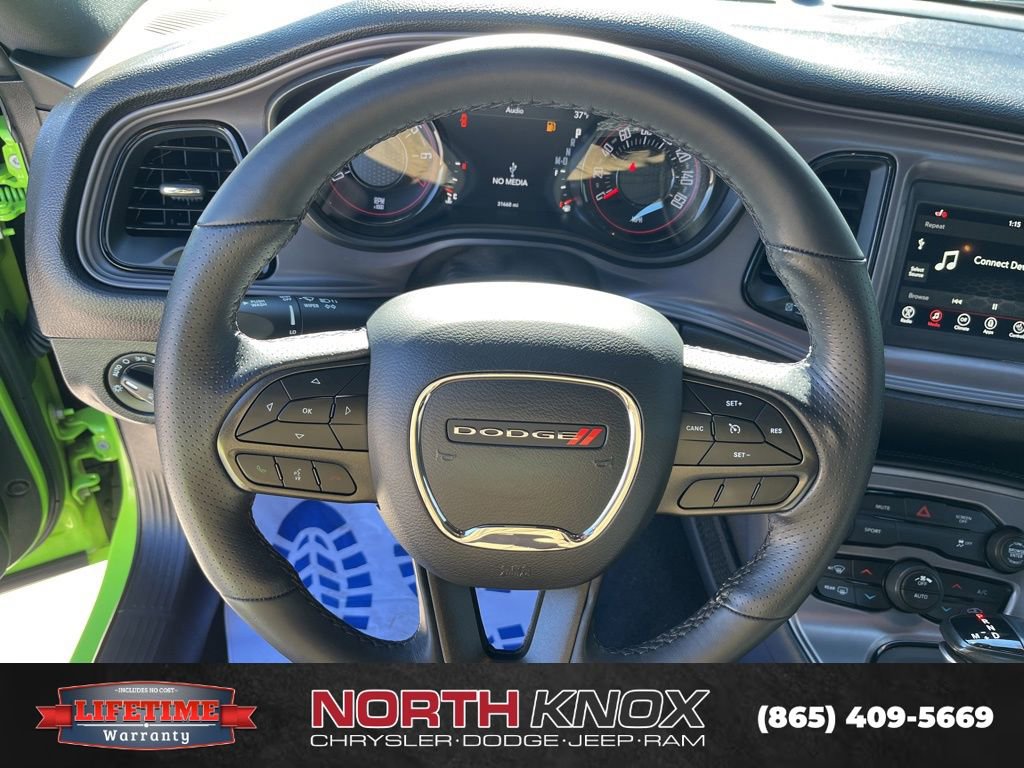Used 2023 Dodge Challenger SXT w/ Blacktop Package image 10