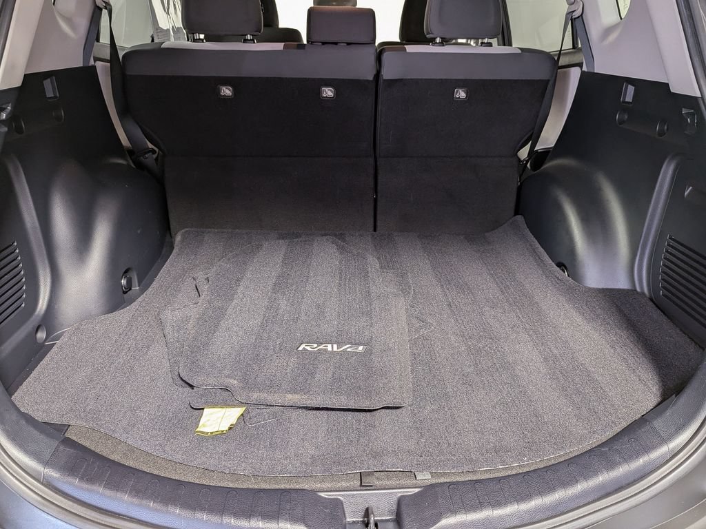 Used 2014 Toyota RAV4 XLE AWD/4WD image 45