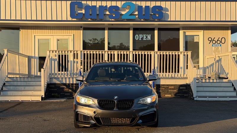 Used 2016 BMW M235i Coupe RWD image 10