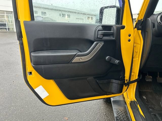 Used 2015 Jeep Wrangler Sport w/ Connectivity Group image 16