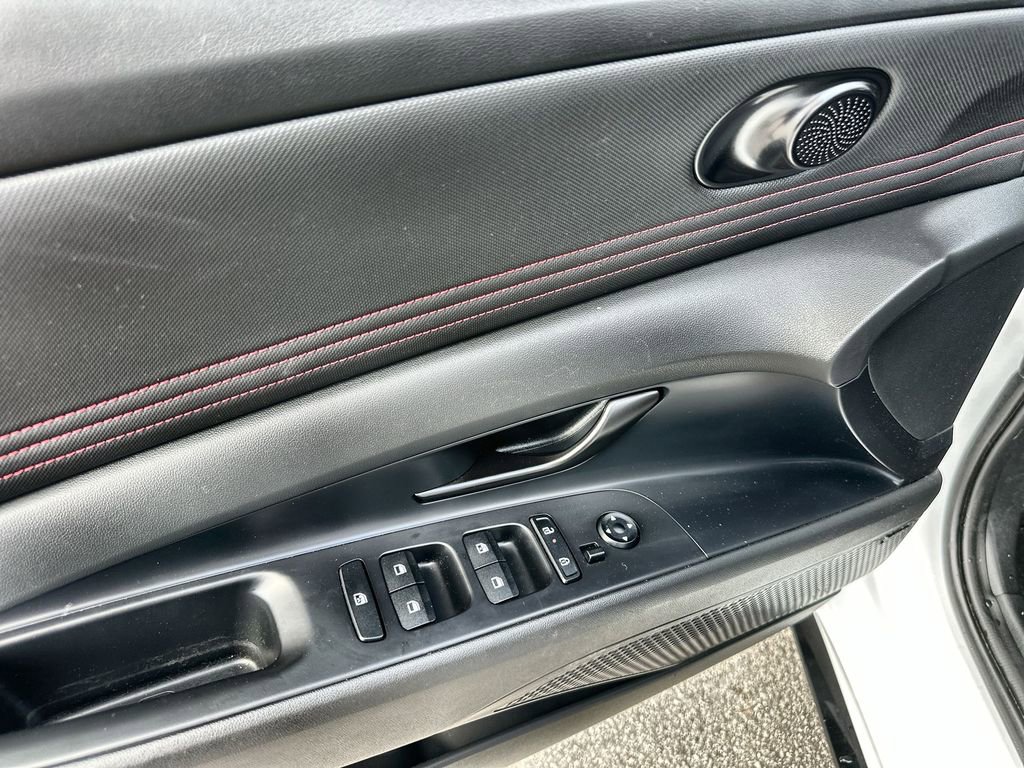 Used 2025 Hyundai Elantra N Line image 24