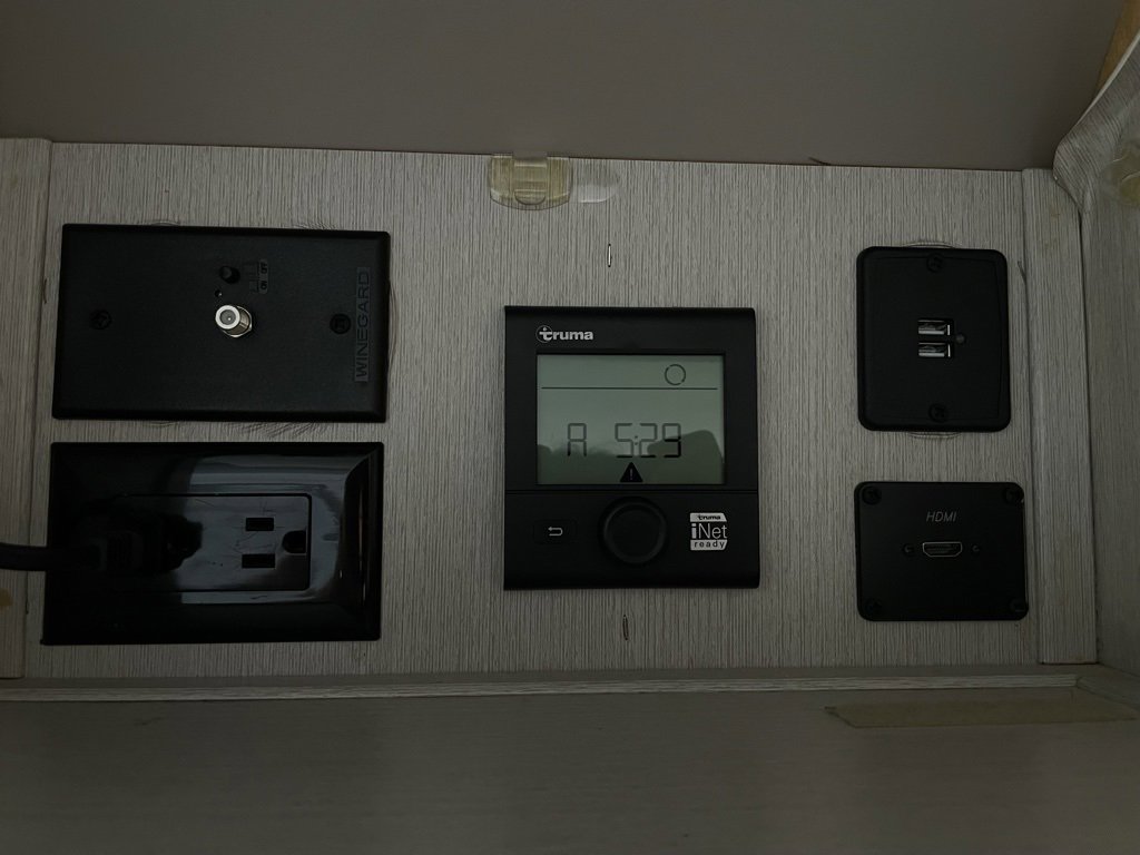 Used 2021 RAM ProMaster 3500 w/ Convenience Group image 55