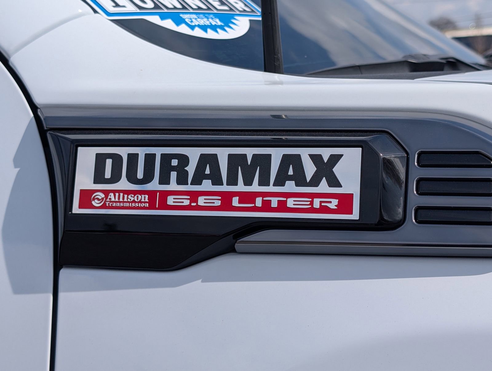 Certified 2025 GMC Sierra 2500 AT4 image 8