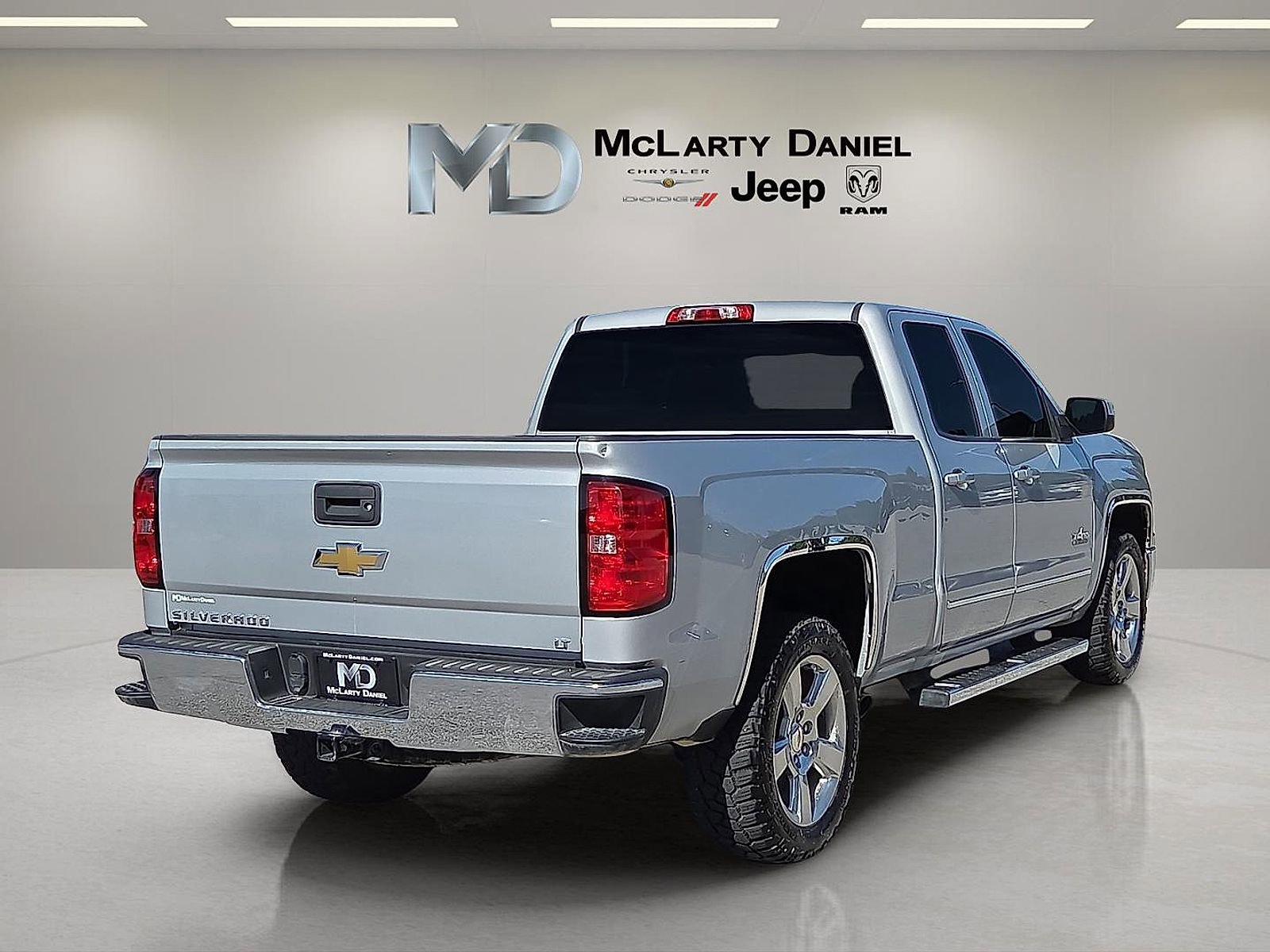 Used 2014 Chevrolet Silverado 1500 LT w/ Texas Edition, 1LT Trim RWD image 5