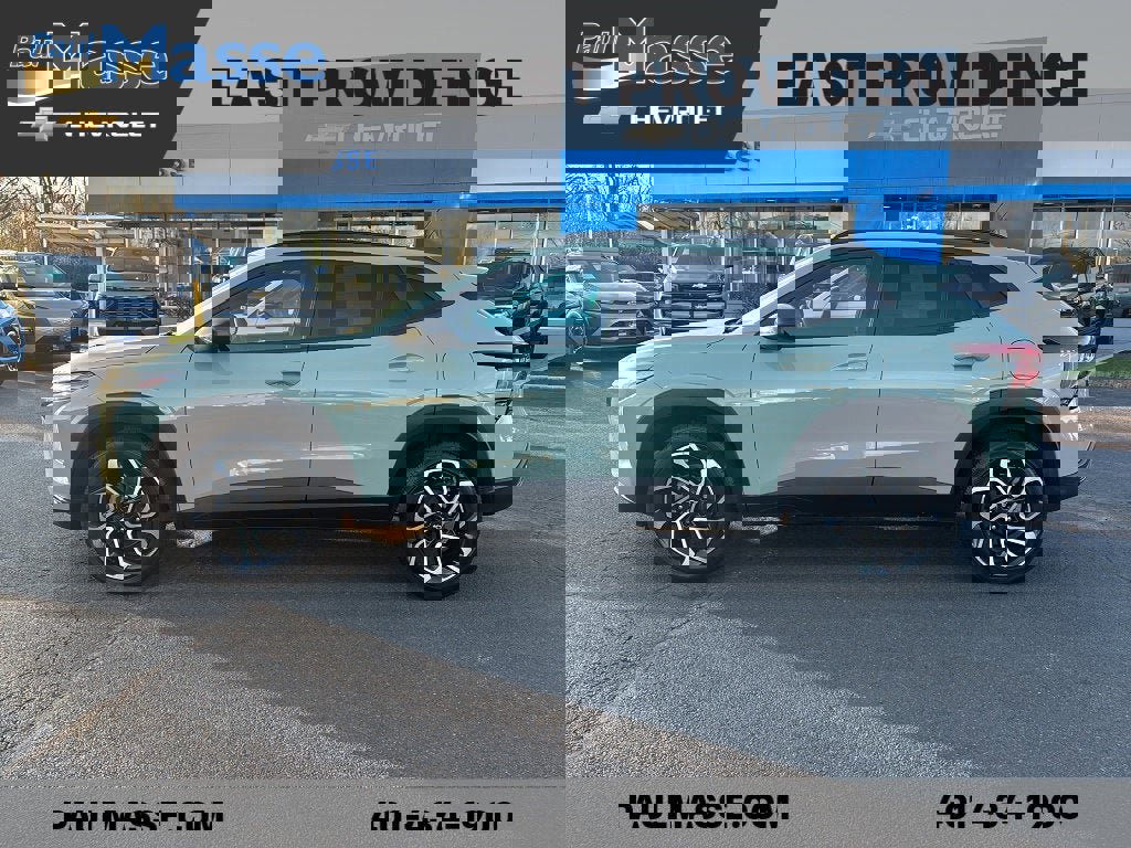 Used 2024 Chevrolet Trax RS w/ Sunroof Package image 4