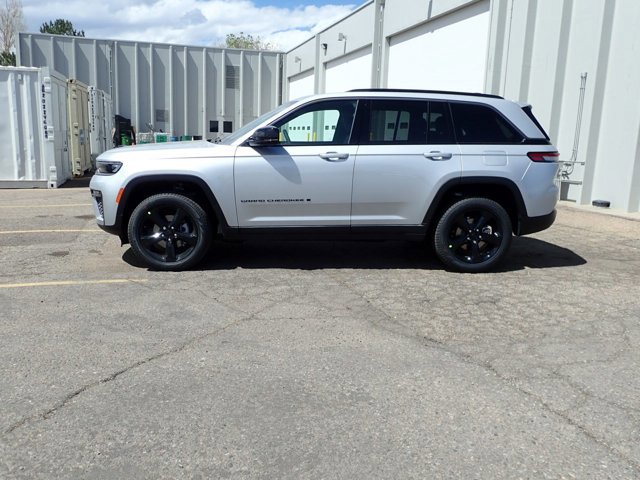 New 2026 Jeep Grand Cherokee Limited image 2