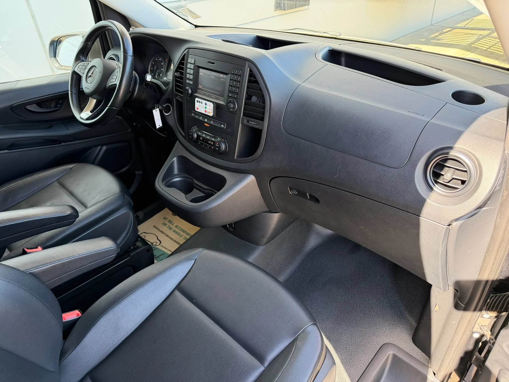 Used 2020 Mercedes-Benz Metris Passenger image 18