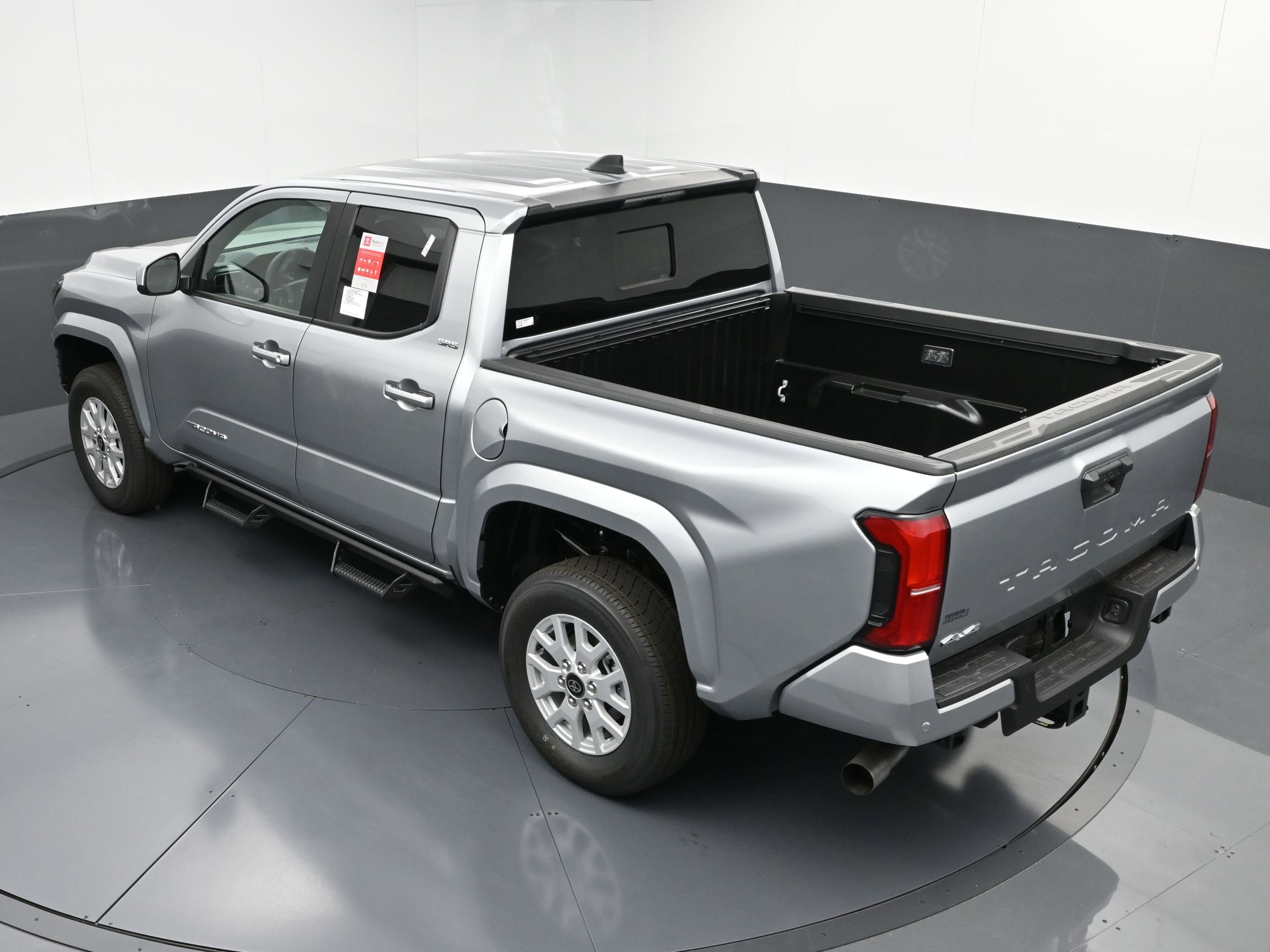 Used 2024 Toyota Tacoma SR5 w/ SR5 Upgrade Package image 40