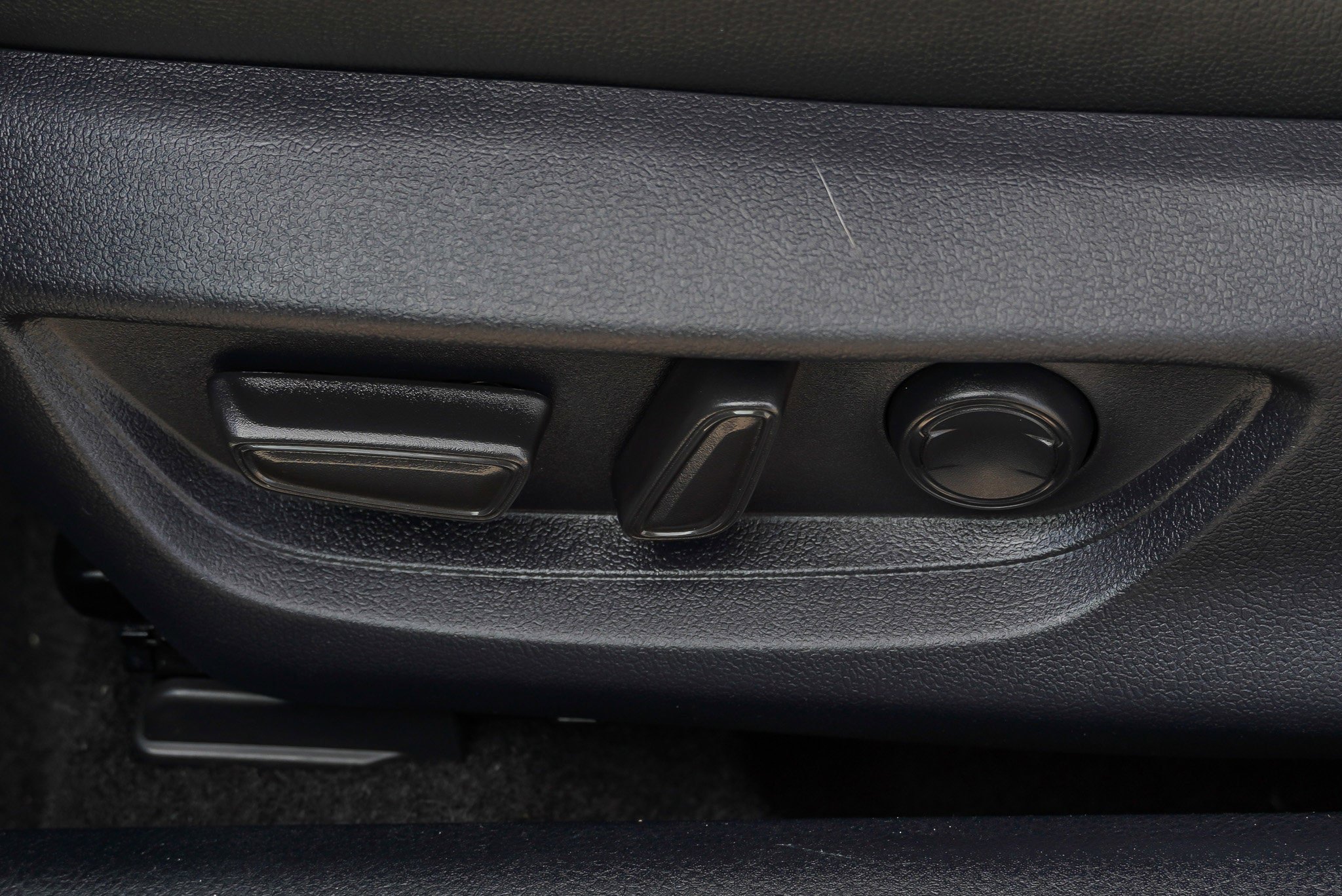 Certified 2025 Toyota Camry SE FWD image 17