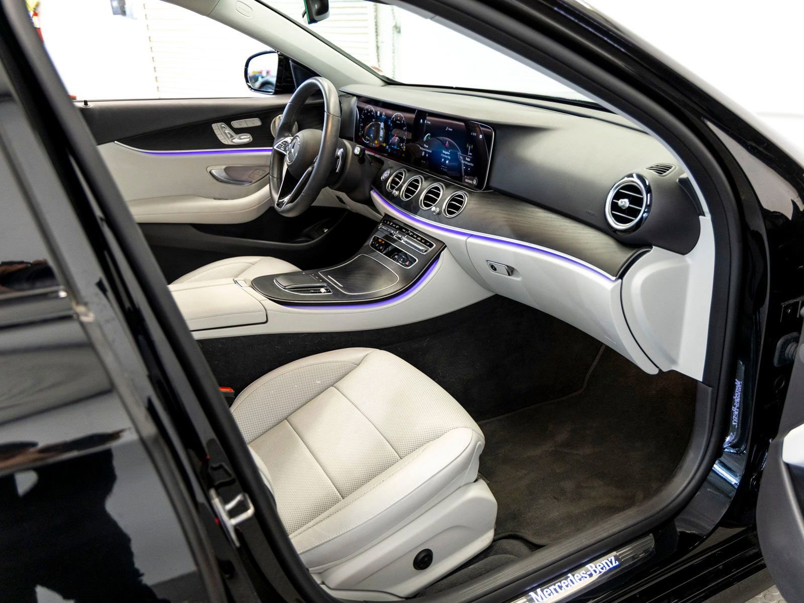 Used 2022 Mercedes-Benz E 450 4MATIC Sedan image 29