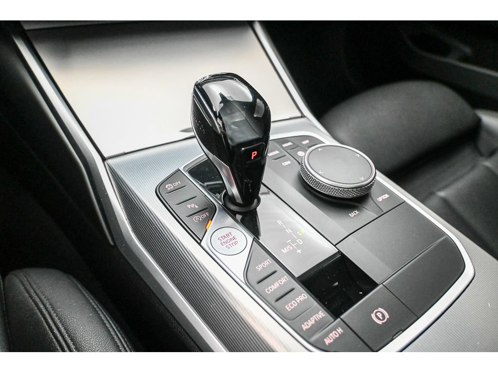 Used 2019 BMW 330i xDrive Sedan w/ M Sport Package AWD/4WD image 44