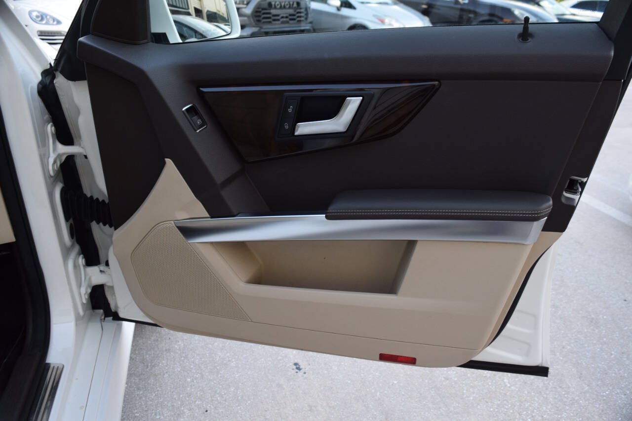 Used 2013 Mercedes-Benz GLK 250 BlueTEC 4MATIC image 73