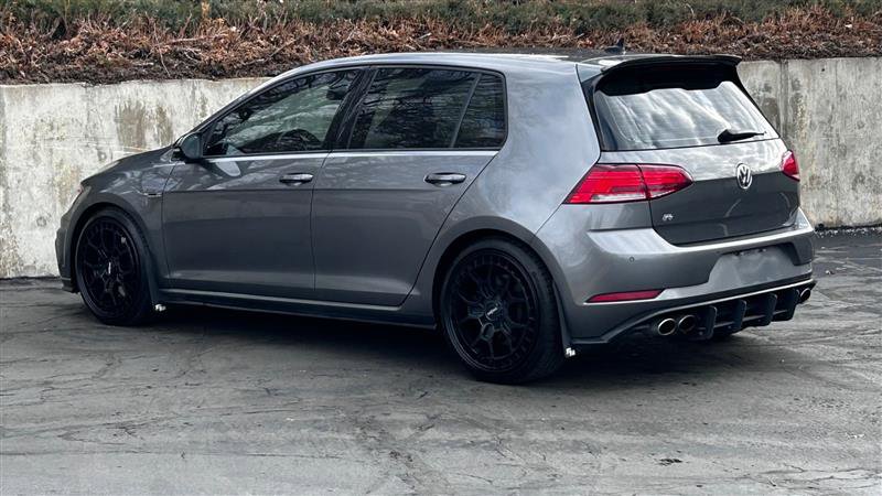 Used 2019 Volkswagen Golf R 4-Door image 3