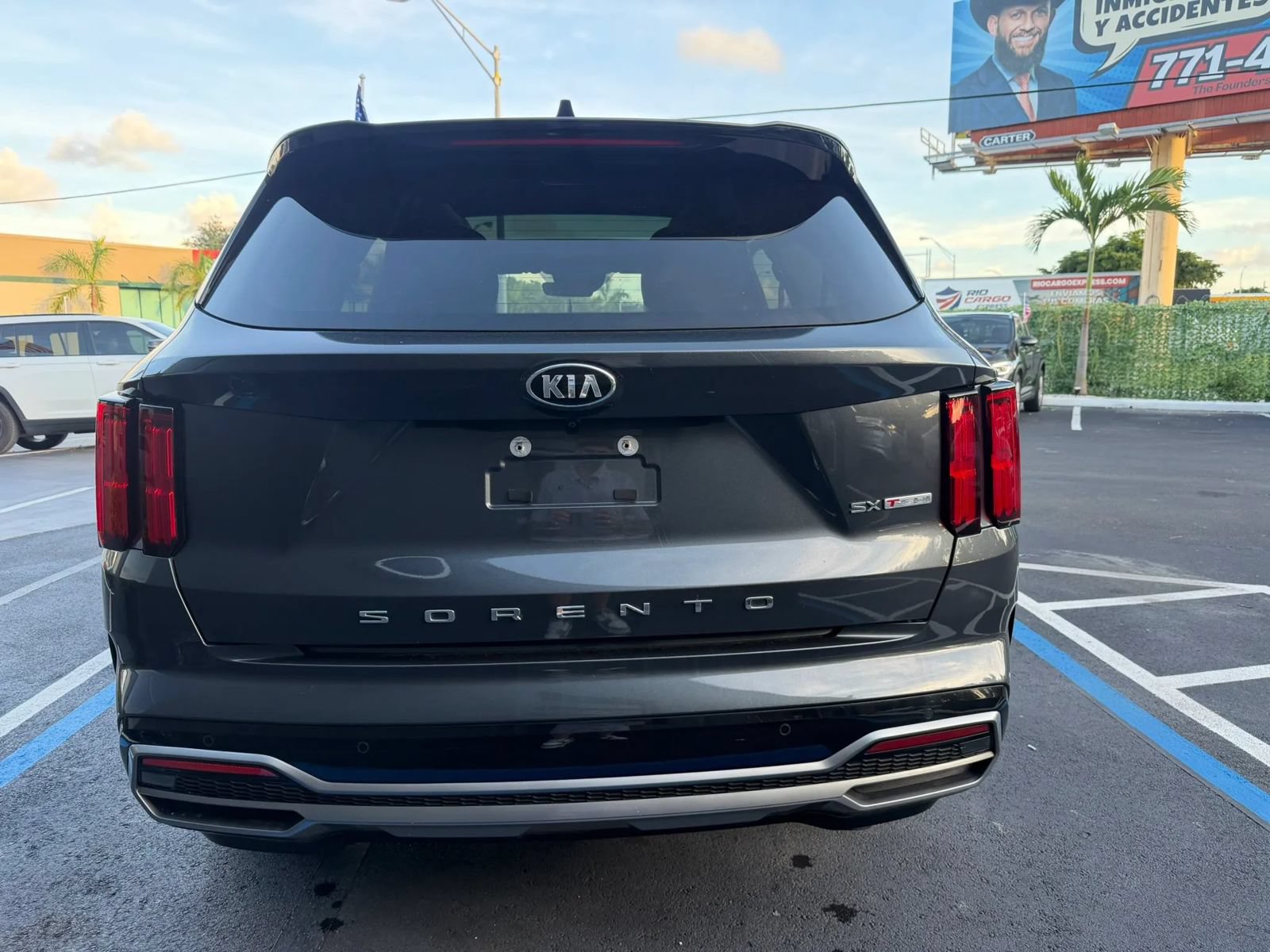 Used 2021 Kia Sorento SX FWD image 12