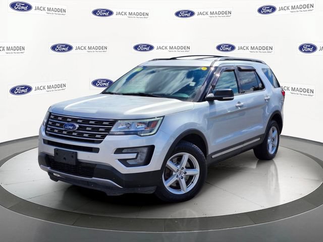 Certified 2017 Ford Explorer XLT w/ Equipment Group 202A AWD/4WD image 1