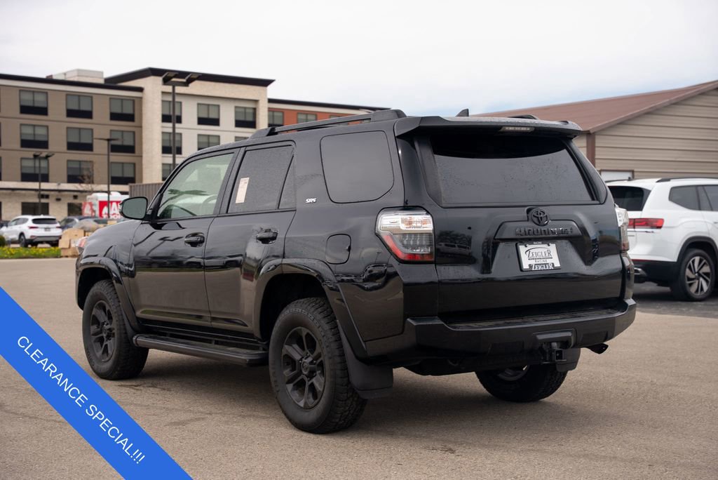 Used 2023 Toyota 4Runner SR5 Premium image 5