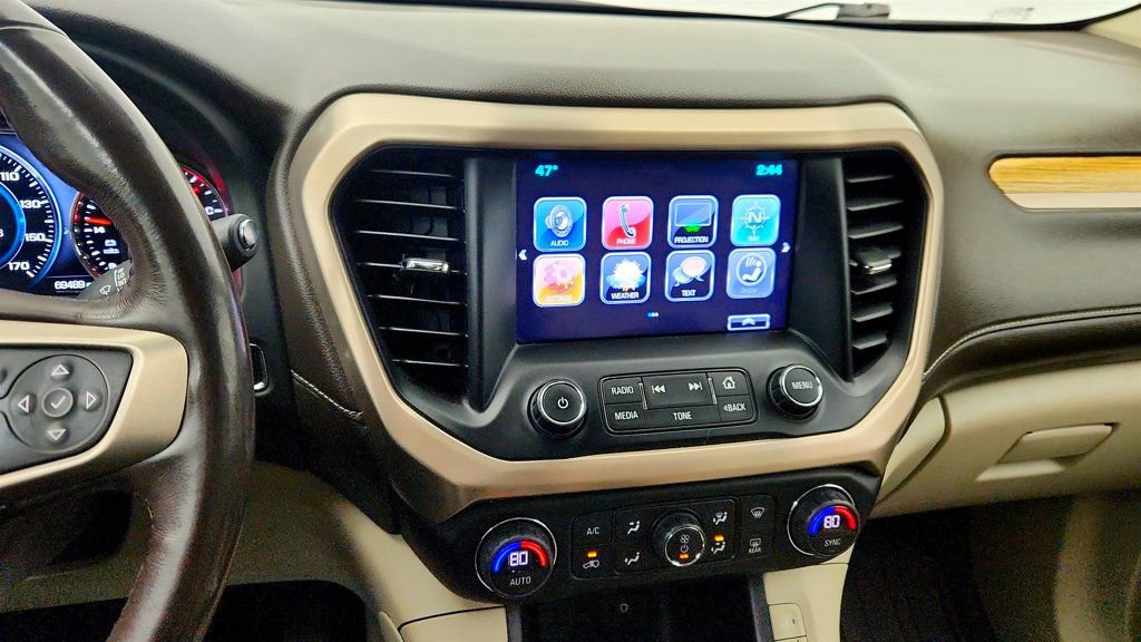 Used 2019 GMC Acadia Denali image 18