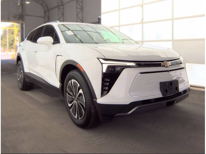 Used 2024 Chevrolet Blazer EV LT AWD/4WD image 4