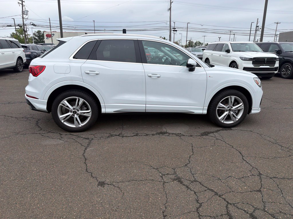 Used 2023 Audi Q3 2.0T Premium Plus w/ Premium Plus Package AWD/4WD image 6