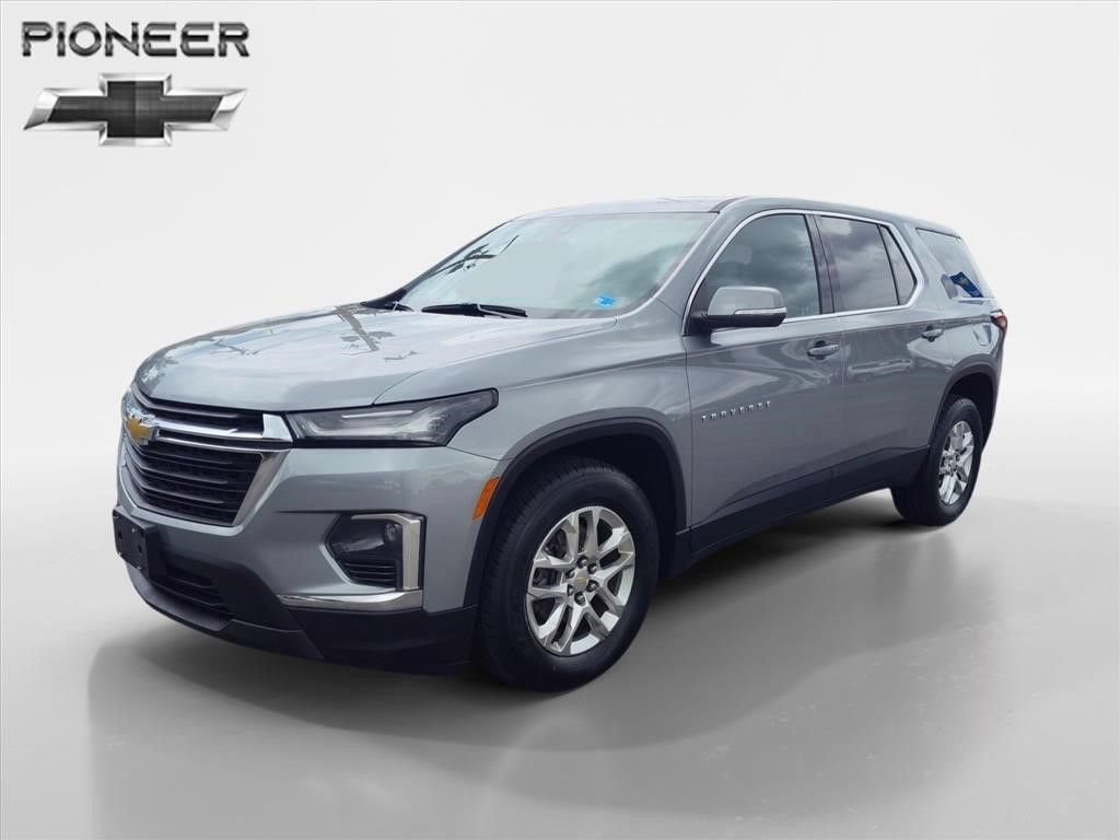 Used 2023 Chevrolet Traverse LS w/ Safety Package