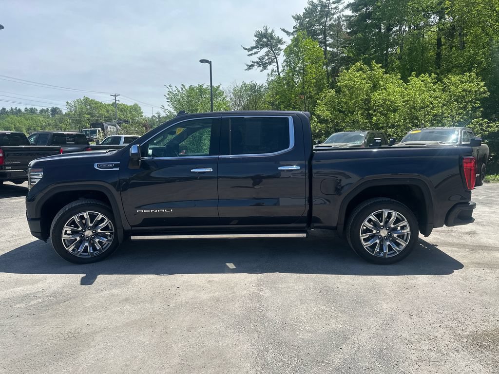 Used 2024 GMC Sierra 1500 Denali w/ Denali Reserve Package AWD/4WD image 2