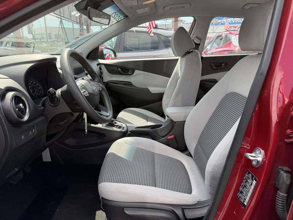 Certified 2023 Hyundai Kona SE AWD/4WD image 18
