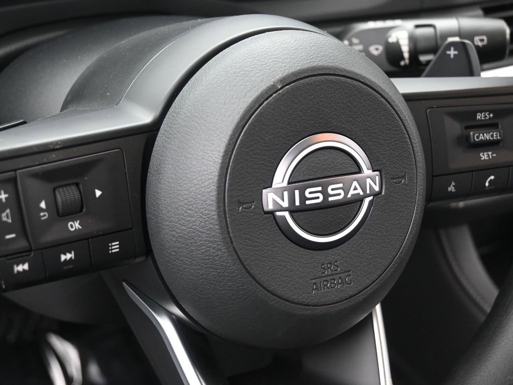 New 2026 Nissan Pathfinder S image 13
