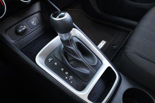 Used 2021 Hyundai Venue SE FWD image 15
