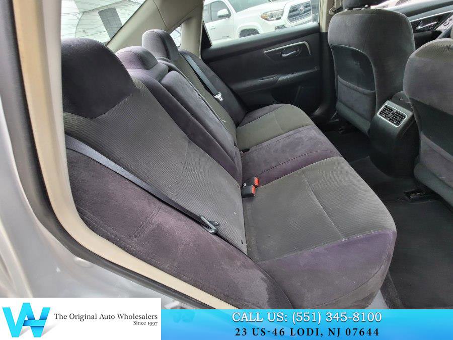 Used 2013 Nissan Altima 2.5 SV image 18