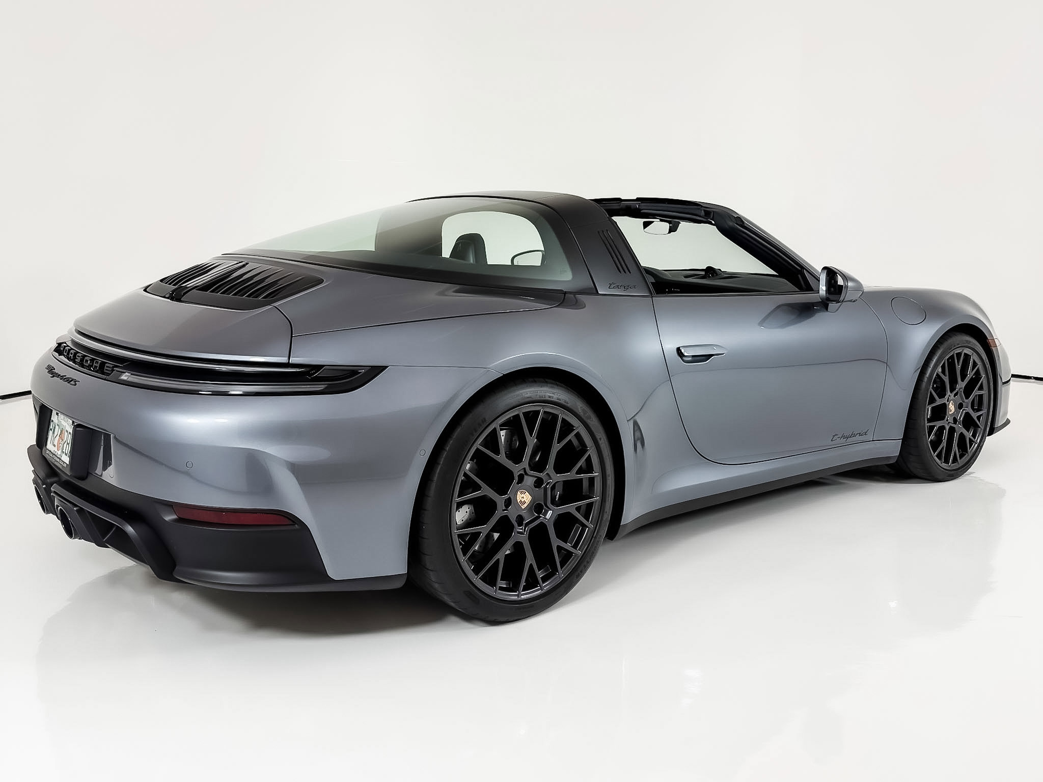 Used 2026 Porsche 911 Targa 4 GTS image 5