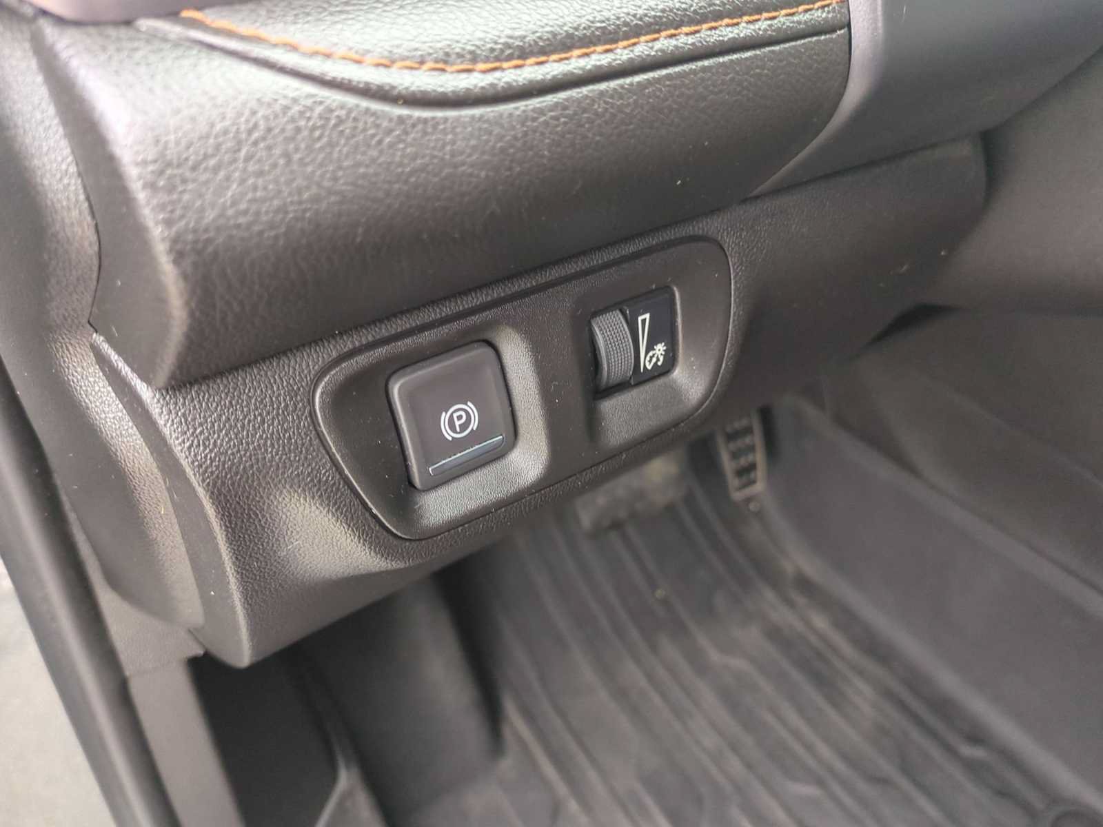 Used 2021 GMC Acadia AT4 w/ Trailering Package AWD/4WD image 36