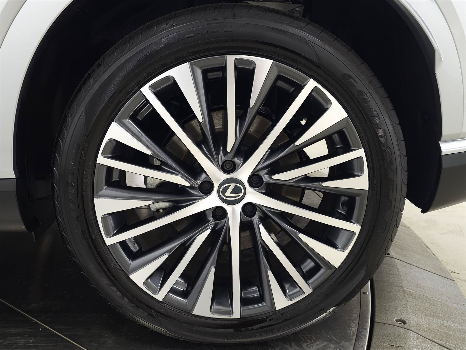 Certified 2026 Lexus RX 350 w/ Convenience Package AWD/4WD image 13