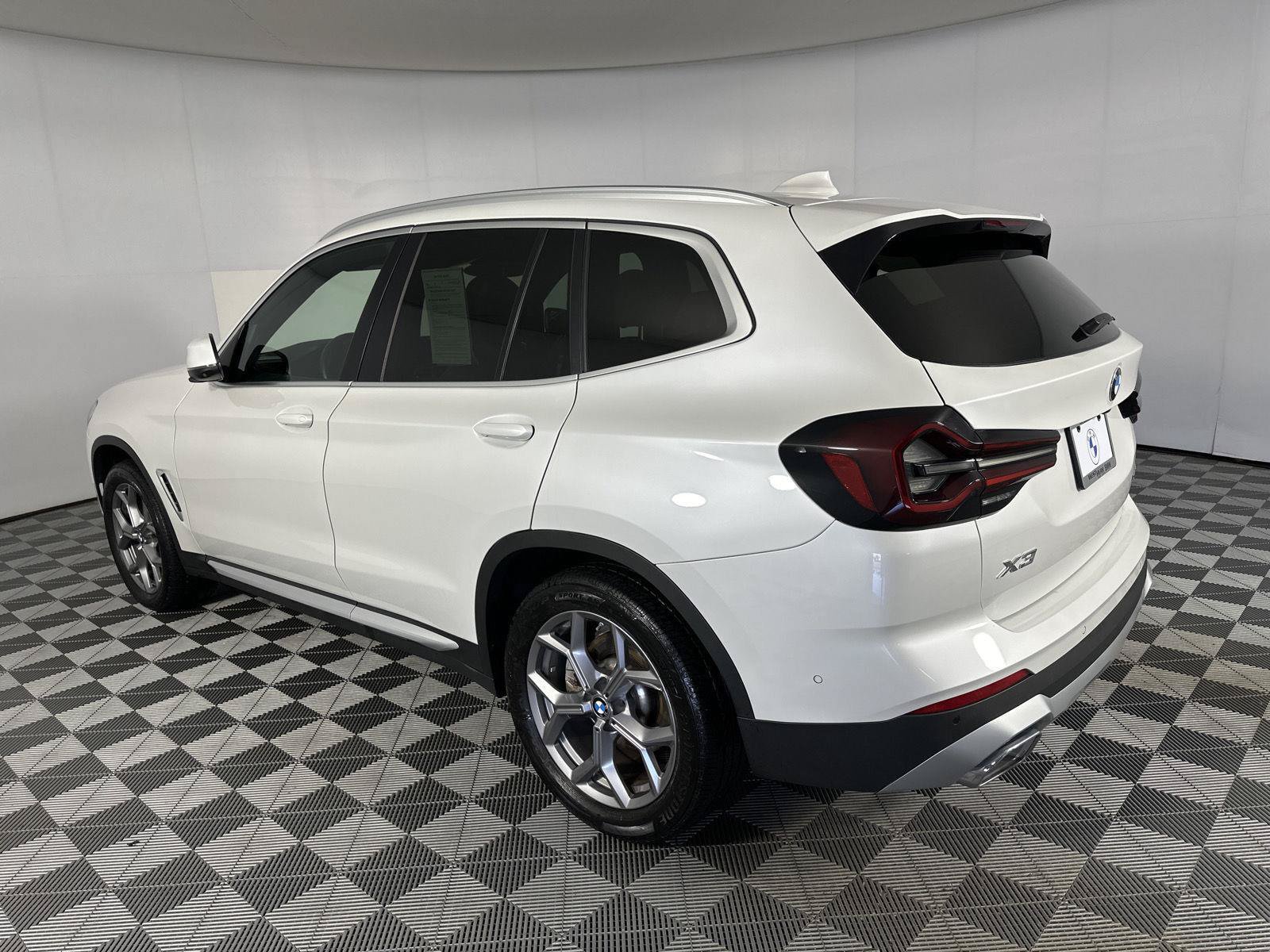 Used 2023 BMW X3 xDrive30i w/ Convenience Package AWD/4WD image 24