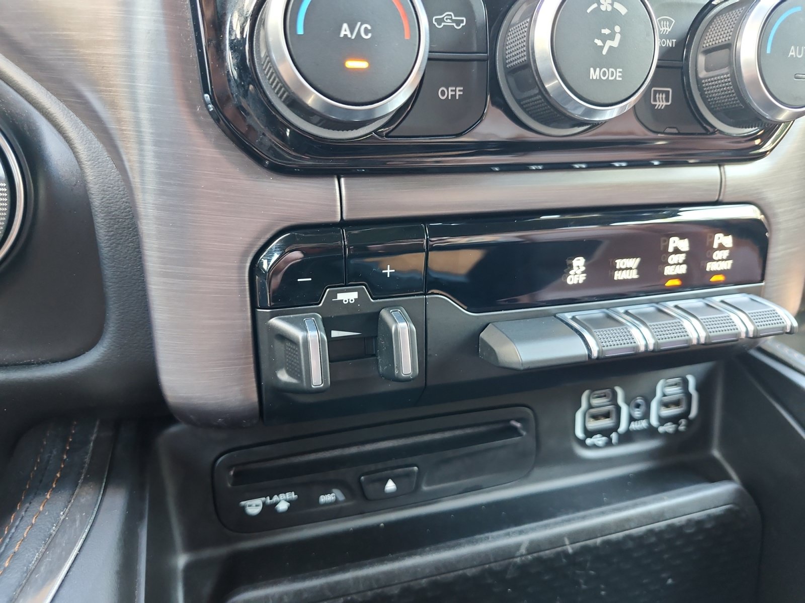 Used 2019 RAM 1500 Laramie Longhorn w/ Trailer Tow Group AWD/4WD image 26