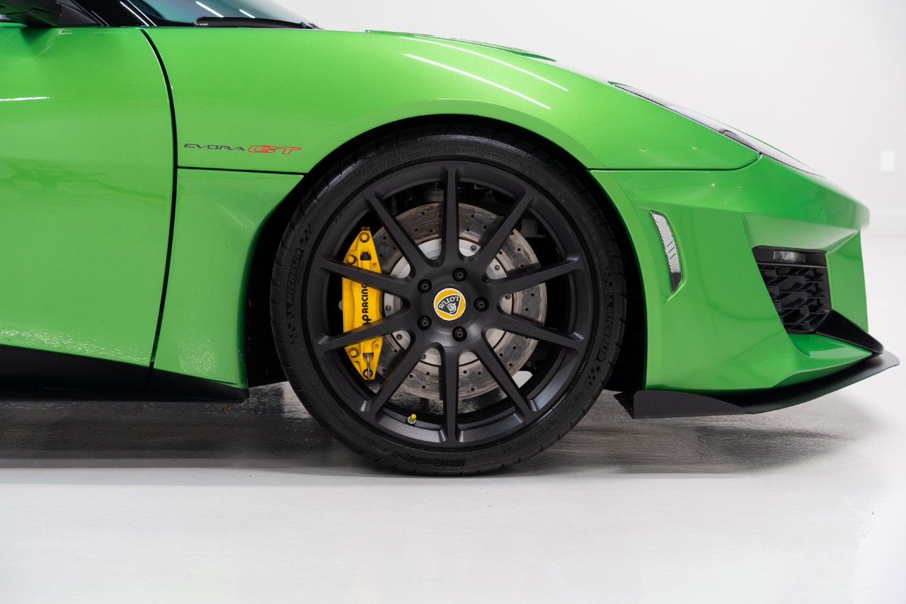 Used 2021 Lotus Evora image 32