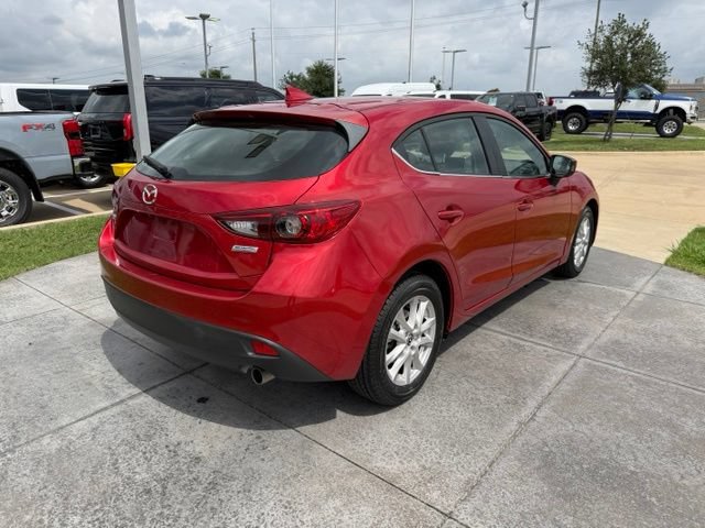 Used 2016 MAZDA MAZDA3 i Touring w/ Popular Equipment Package FWD image 6