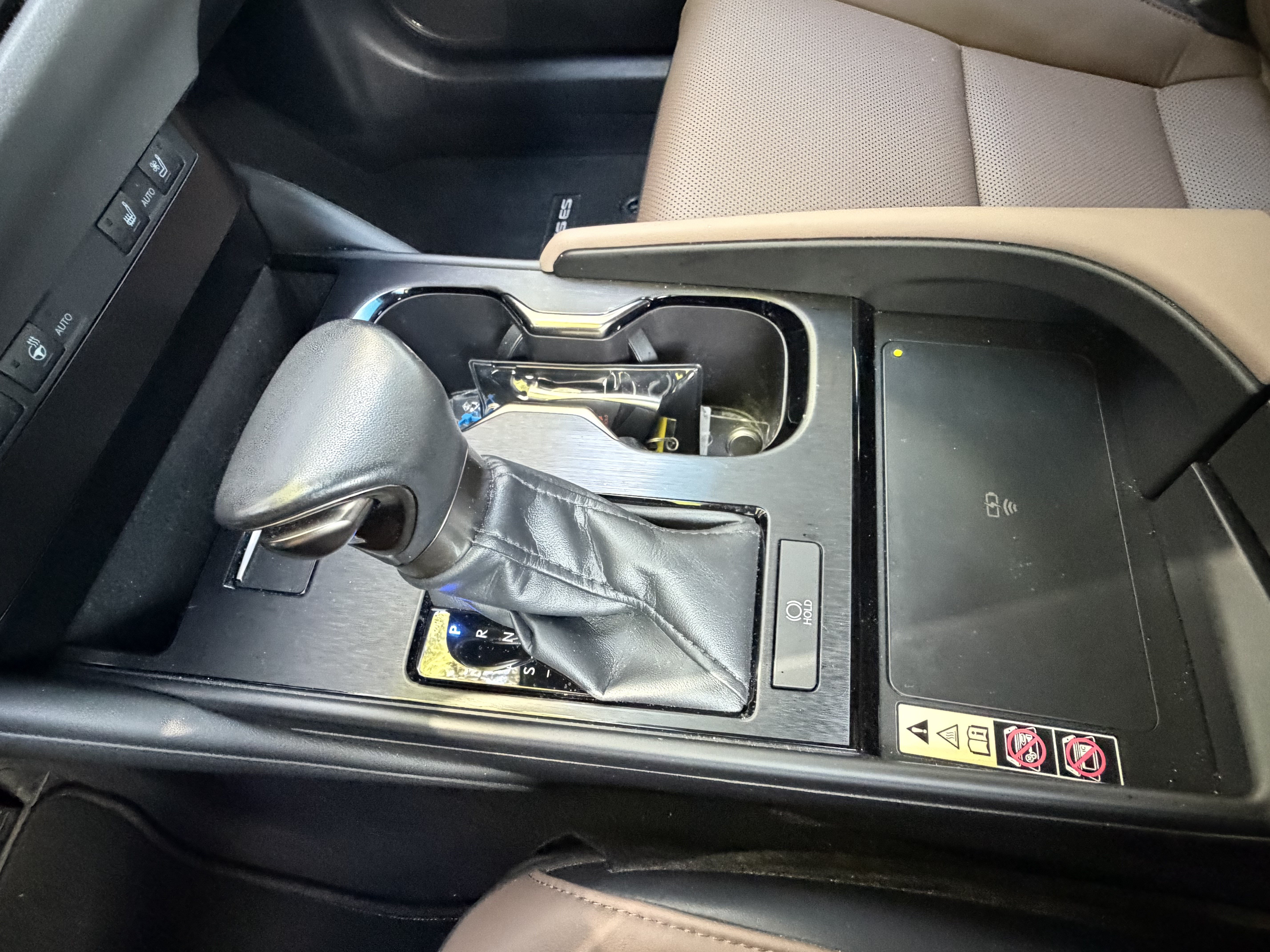 Certified 2023 Lexus ES 250 w/ Premium Package AWD/4WD image 27