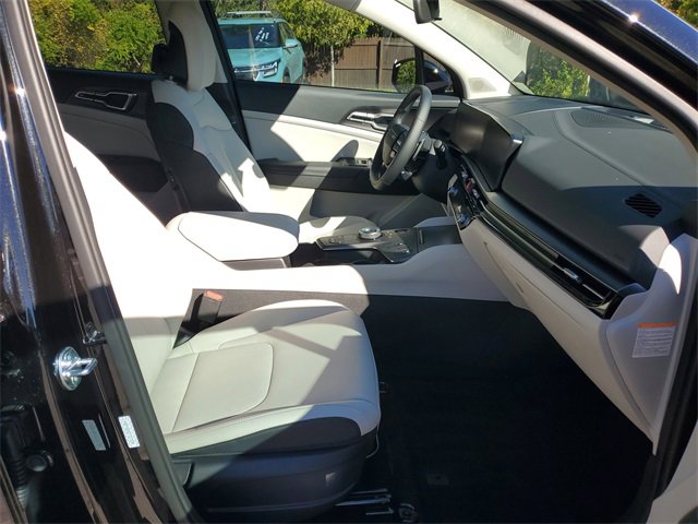 New 2026 Kia Sportage EX w/ EX Panoramic Sunroof Package image 7