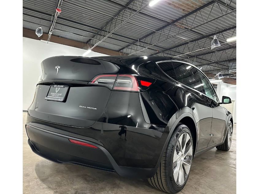 Used 2023 Tesla Model Y Long Range image 13