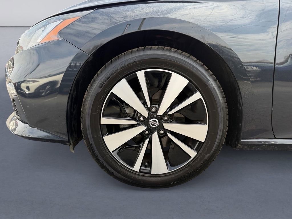 Used 2022 Nissan Altima 2.5 SV image 9