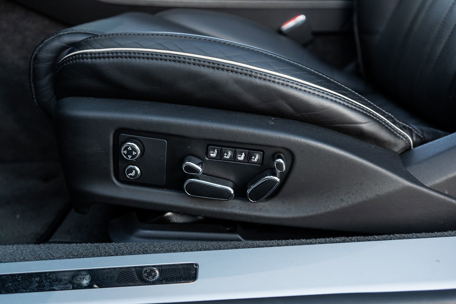 Used 2022 Bentley Continental GT image 29