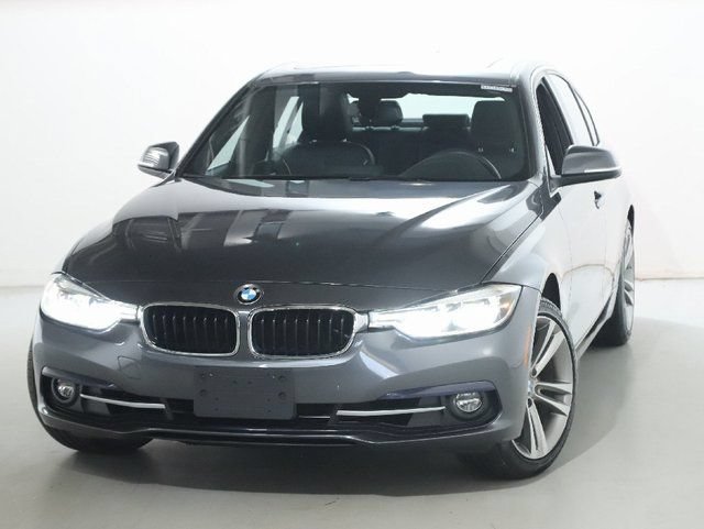 Used 2018 BMW 330i xDrive Sedan w/ Premium Package AWD/4WD image 3