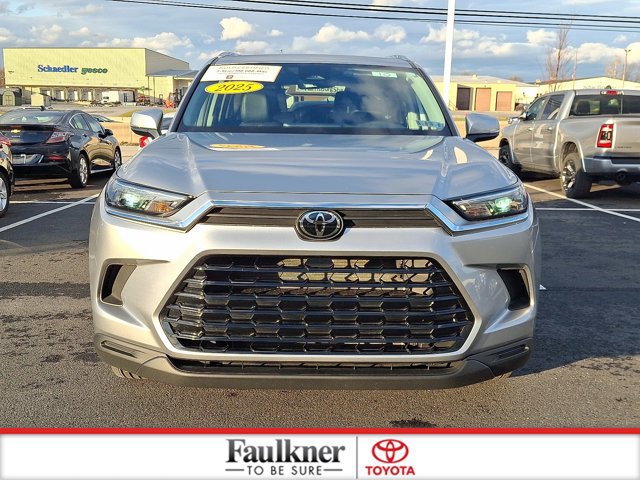 Certified 2025 Toyota Grand Highlander AWD image 2