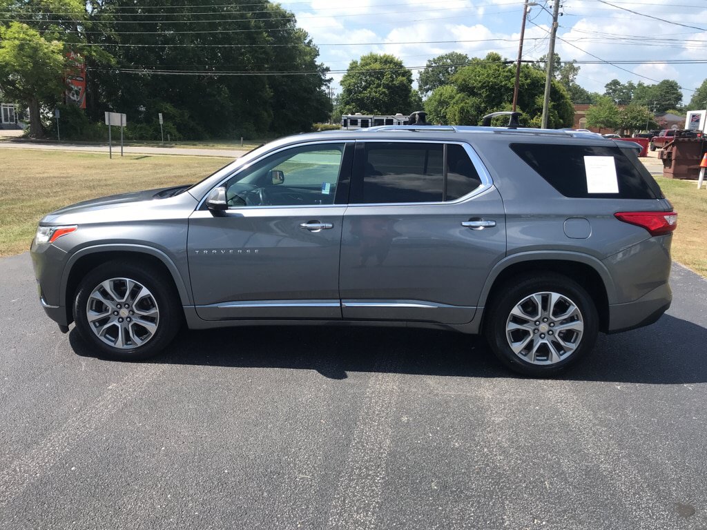 Used 2020 Chevrolet Traverse Premier AWD/4WD image 11