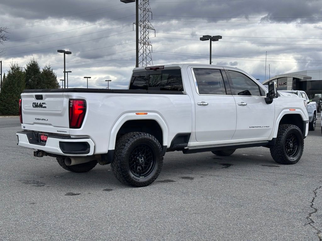 Used 2024 GMC Sierra 2500 Denali Ultimate w/ Max Trailering Package image 9