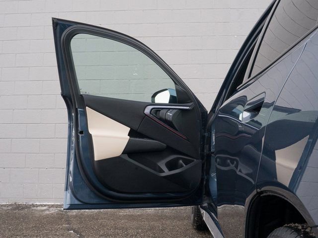 Used 2025 BMW X3 xDrive30i w/ M Sport Package image 15