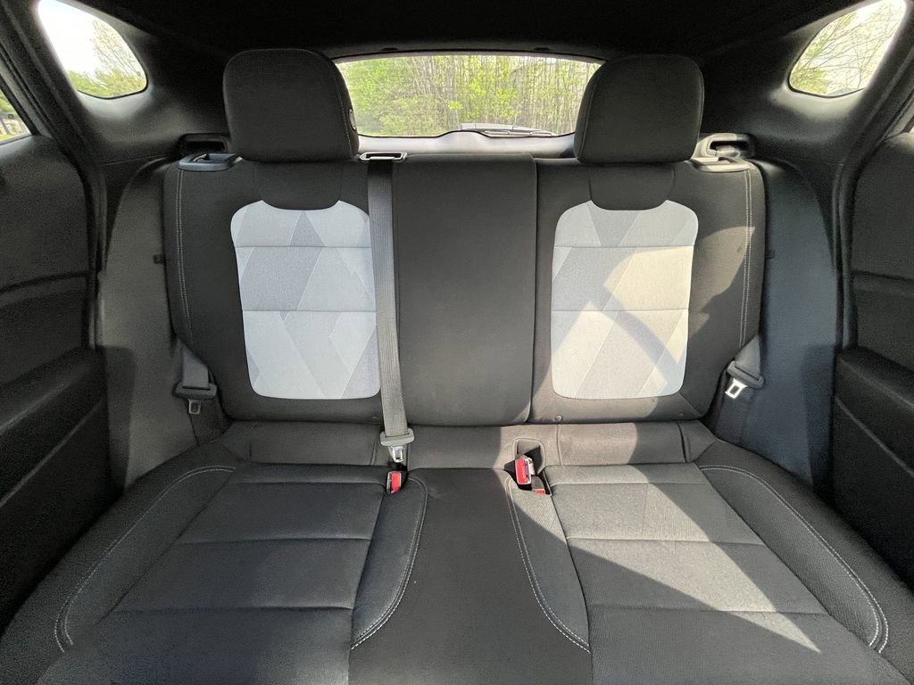 Certified 2025 Chevrolet Trax RS FWD image 15