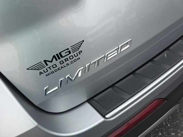 Used 2021 Ford Explorer Limited w/ Equipment Group 301A AWD/4WD image 54